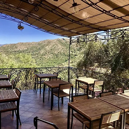 فندق A Pasturella مونتايسلو